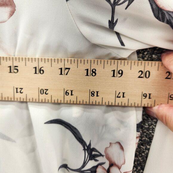 Soprano Floral Blouse - White and Pink - Picture 5 of 7